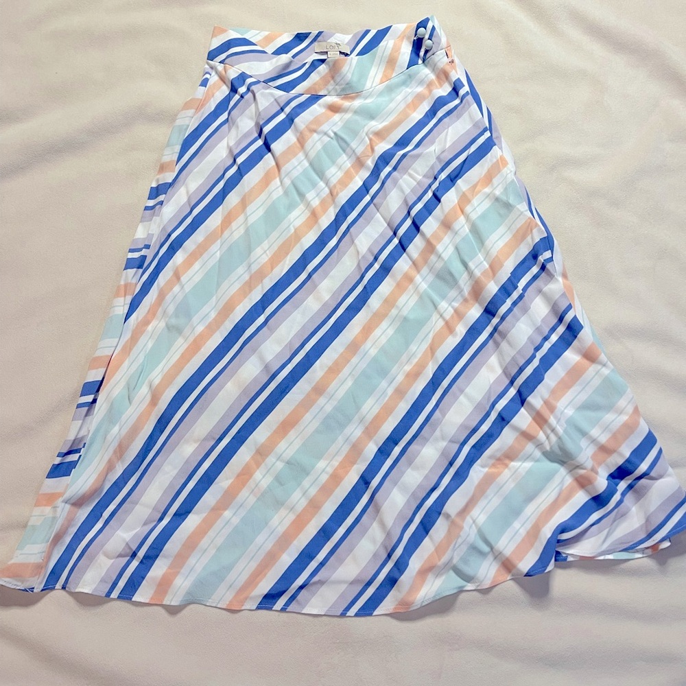 NWT LOFT‎ Skirt
